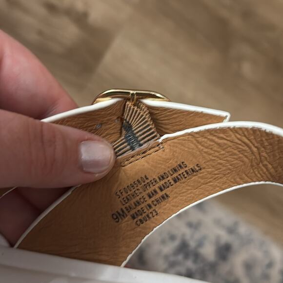 NWT Women's Sofft Farah Sandals Sz 9 - Picture 7 of 7